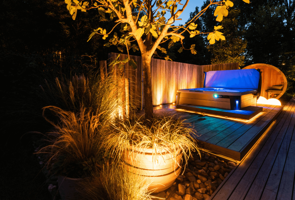 Jacuzzi wellnesstuin rotterdam tuinontwerp