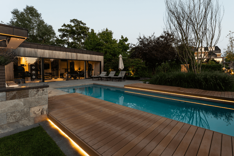 Tuin met prive sportschool
